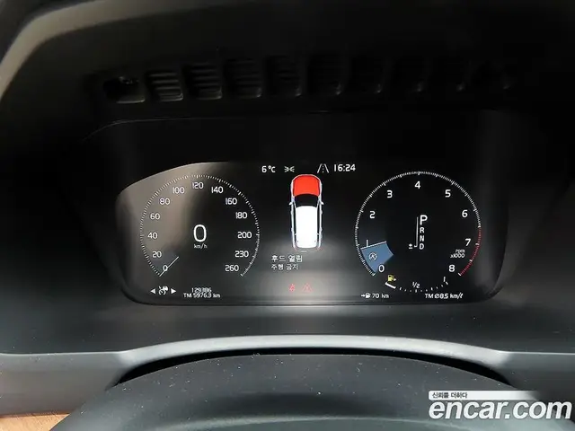 Volvo XC90 2019 2.0 автомат (гидро), миниатюра 9