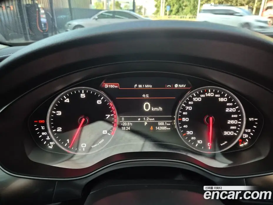 Audi A6 2012 3.0 автомат (гидро), фото 9