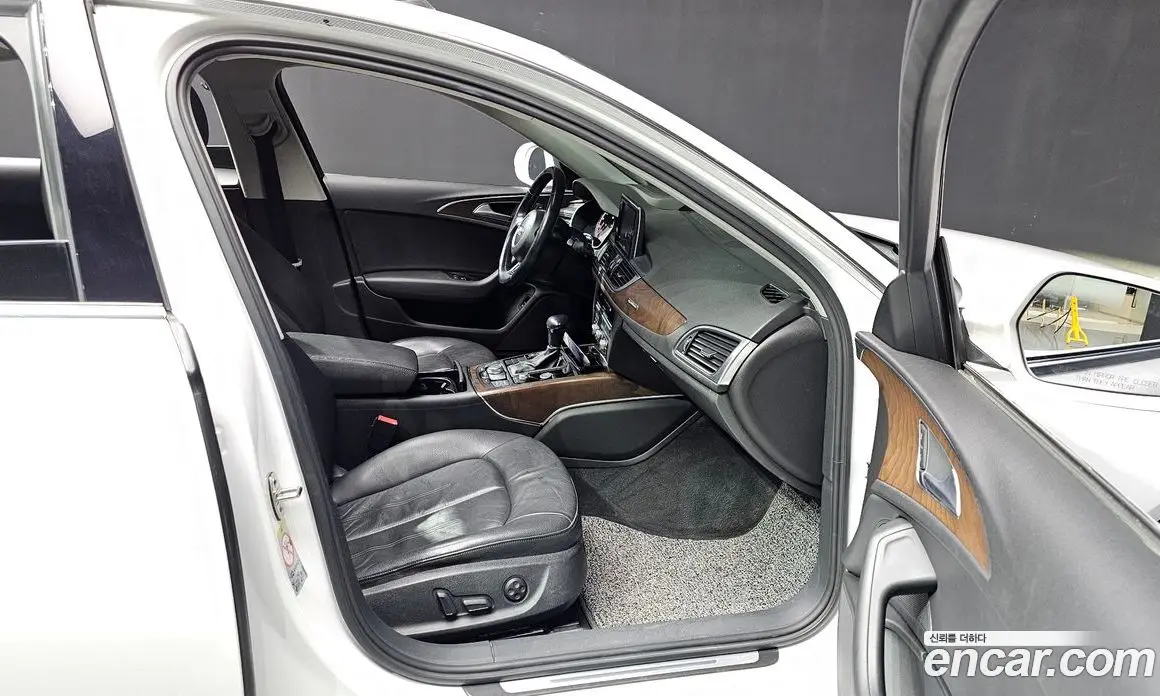 Audi A6 2015 2.0 автомат (гидро), фото 11
