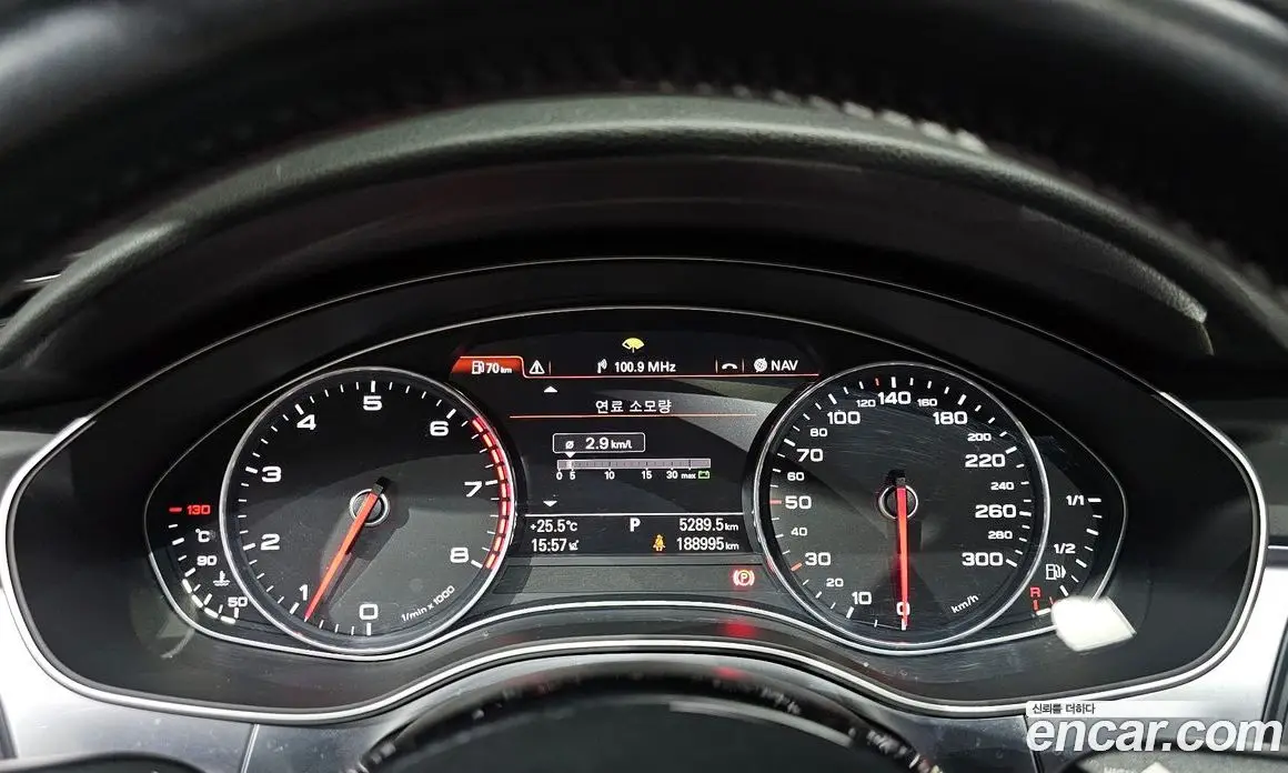 Audi A6 2015 2.0 автомат (гидро), фото 8