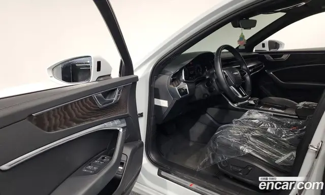 Audi A6 2020 2.0 автомат (гидро), миниатюра 10