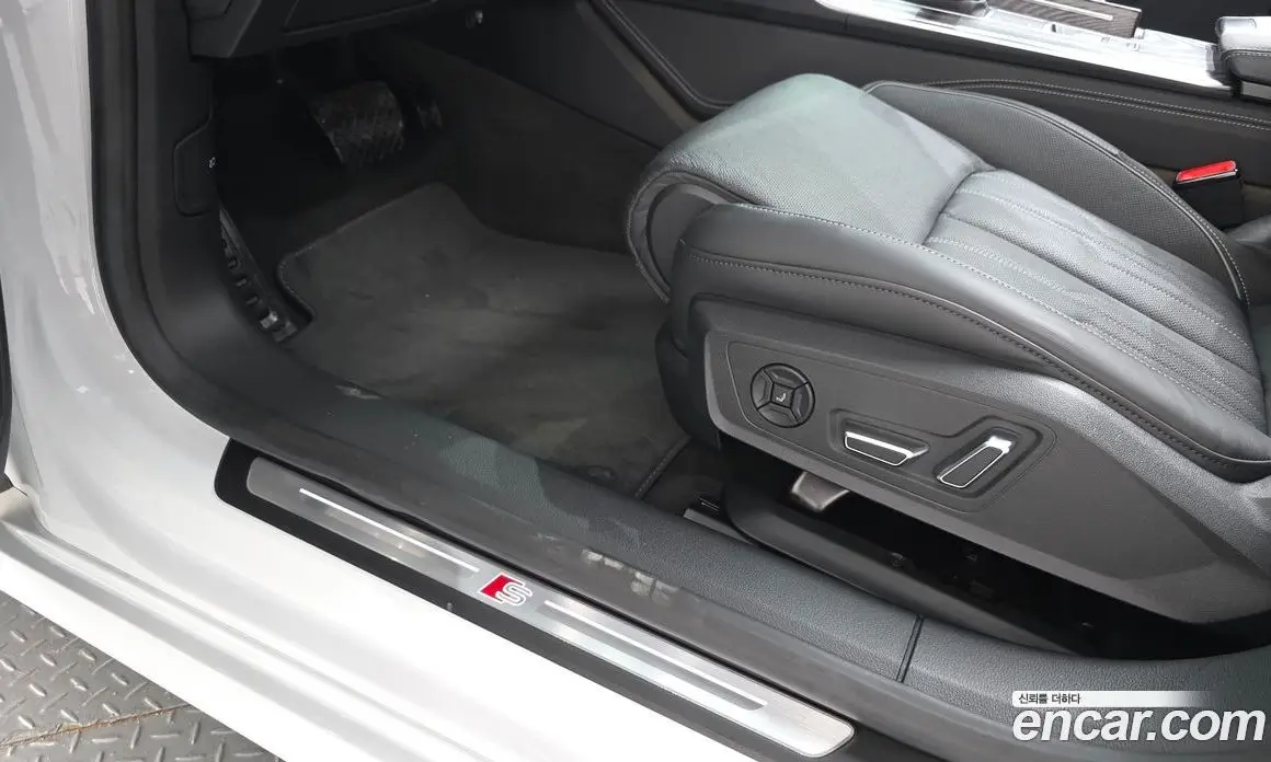 Audi A7 2025 3.0 автомат (гидро), фото 30