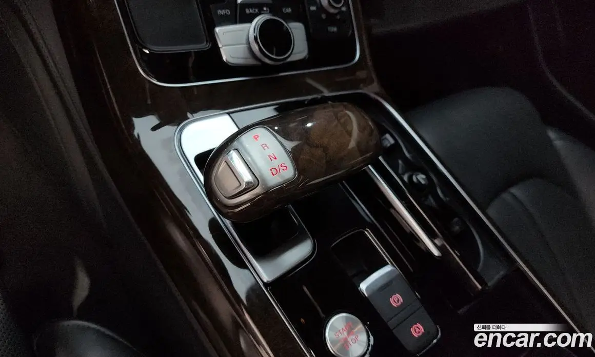 Audi A8 2015 4.1 автомат (гидро), фото 9