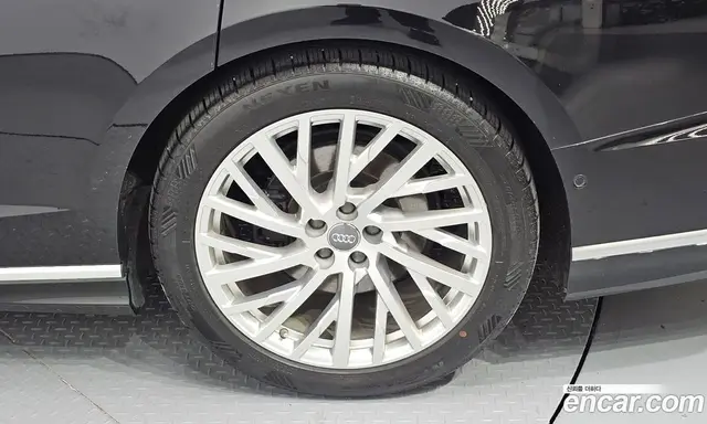 Audi A8 2020 3.0 автомат (гидро), миниатюра 7