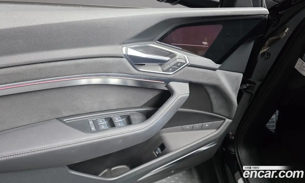 Audi e-tron 2022 0.2 автомат (гидро), фото 25