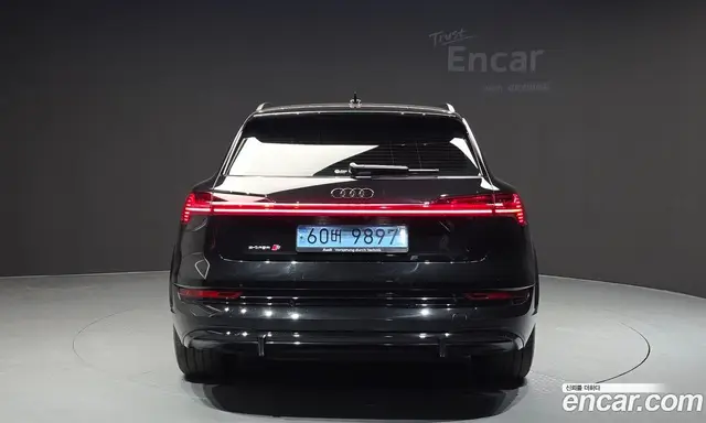 Audi e-tron 2022 0.2 автомат (гидро), миниатюра 4