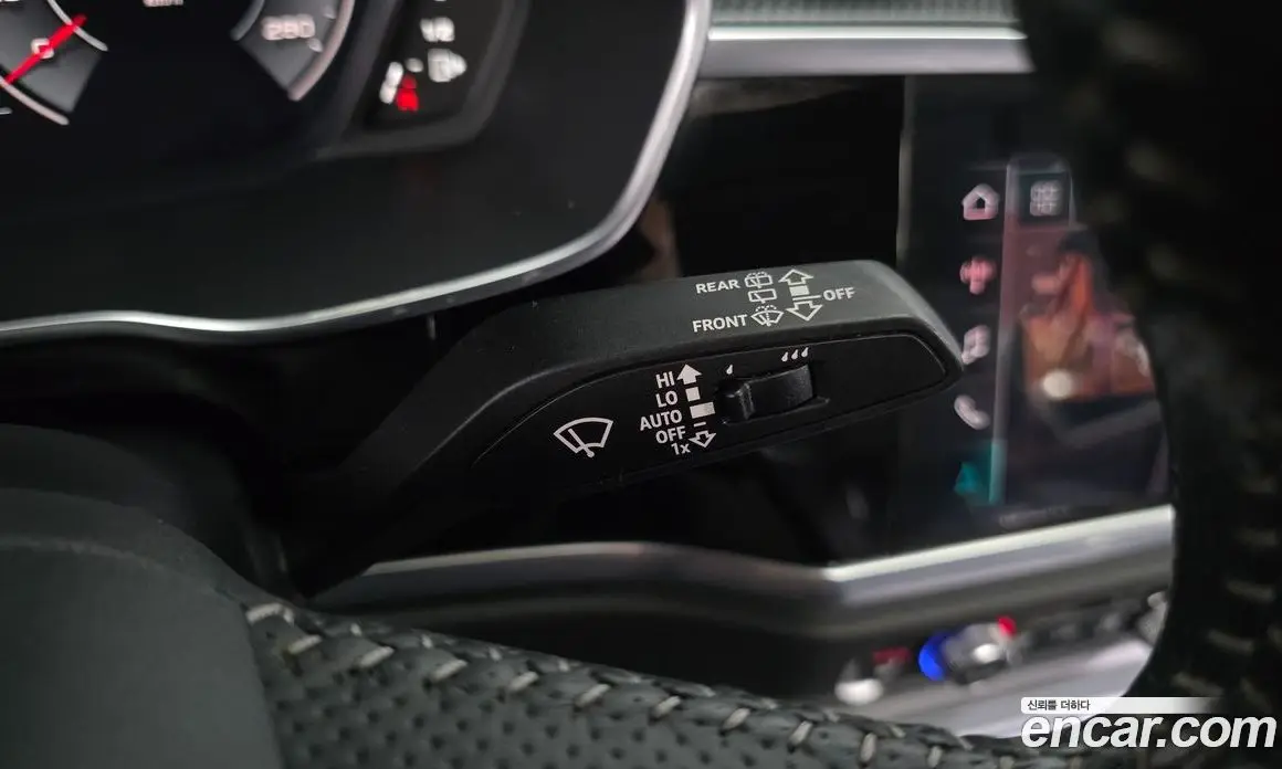 Audi Q3 2020 2.0 автомат (гидро), фото 28