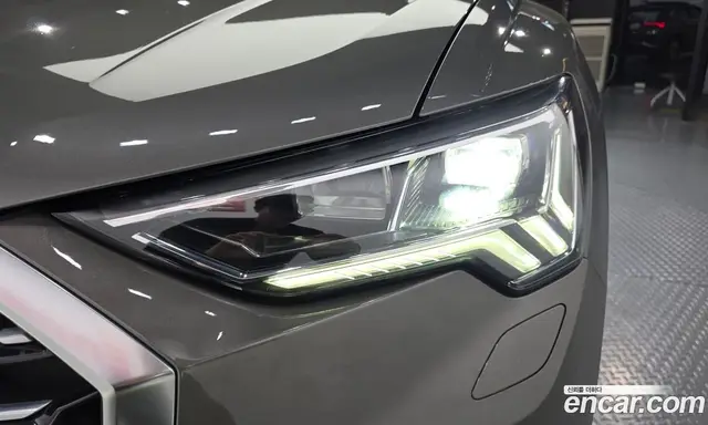 Audi Q3 2020 2.0 автомат (гидро), миниатюра 8