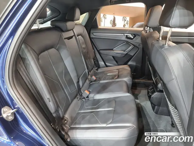 Audi Q3 2024 2.0 автомат (гидро), миниатюра 12