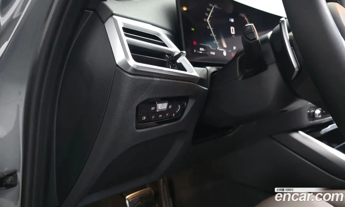 BMW 3 серия 2025 3.0 автомат (гидро), фото 29