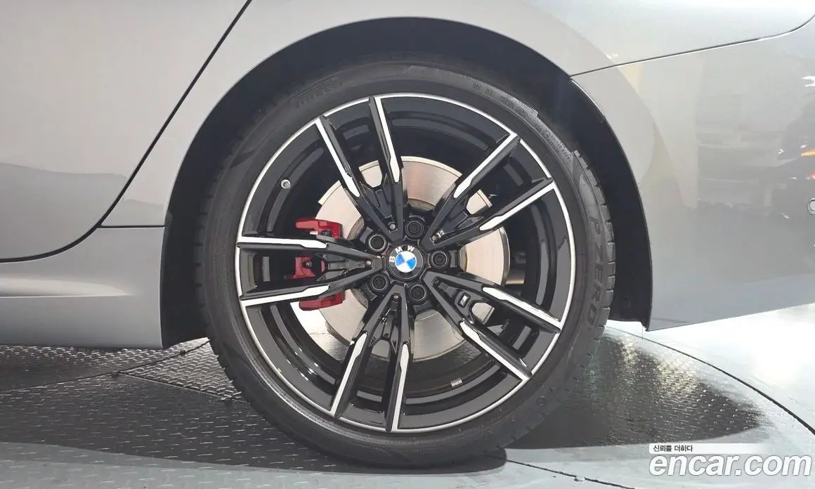 BMW 3 серия 2025 3.0 автомат (гидро), фото 6
