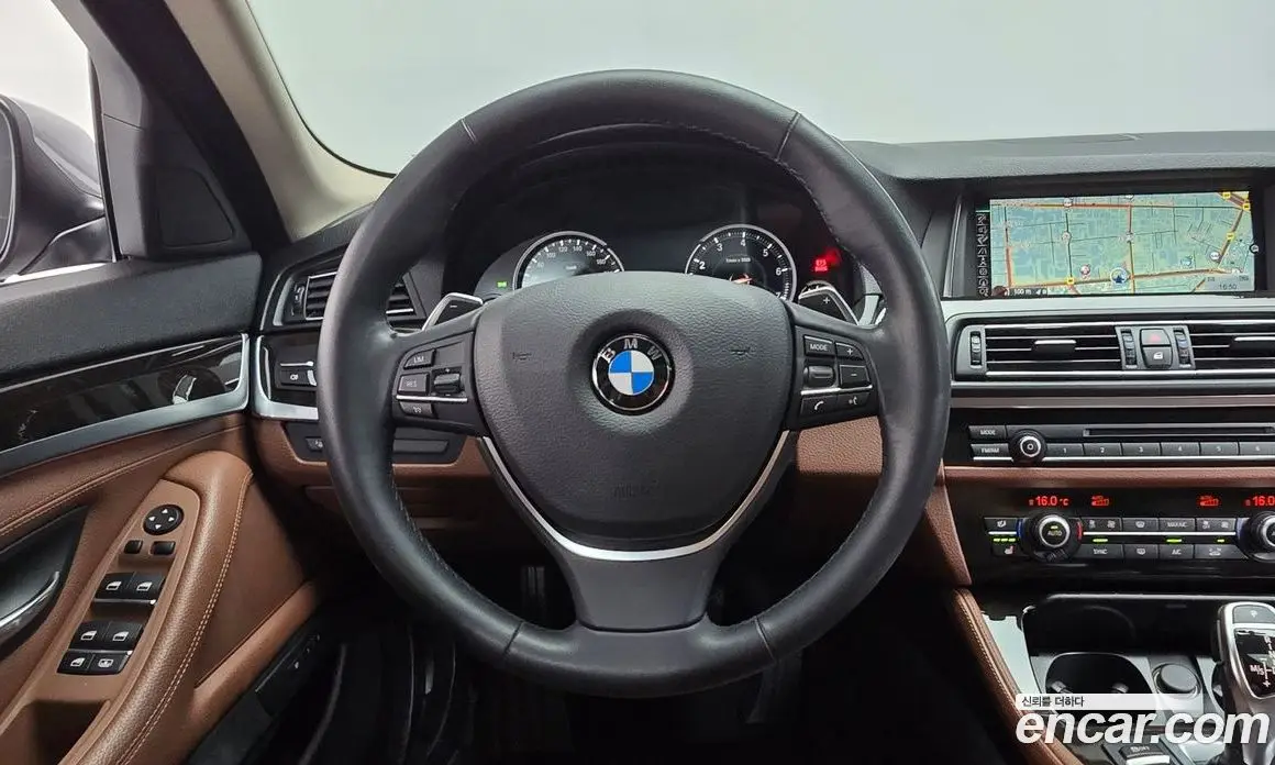 BMW 5 серия 2015 2.0 автомат (гидро), фото 13