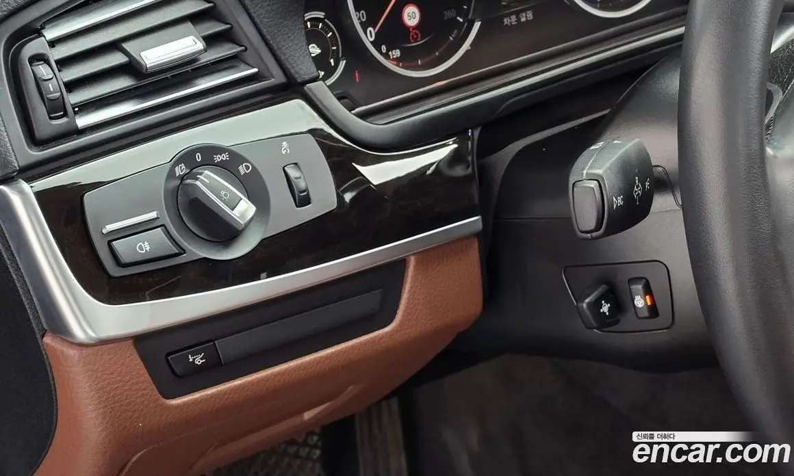 BMW 5 серия 2015 2.0 автомат (гидро), фото 14