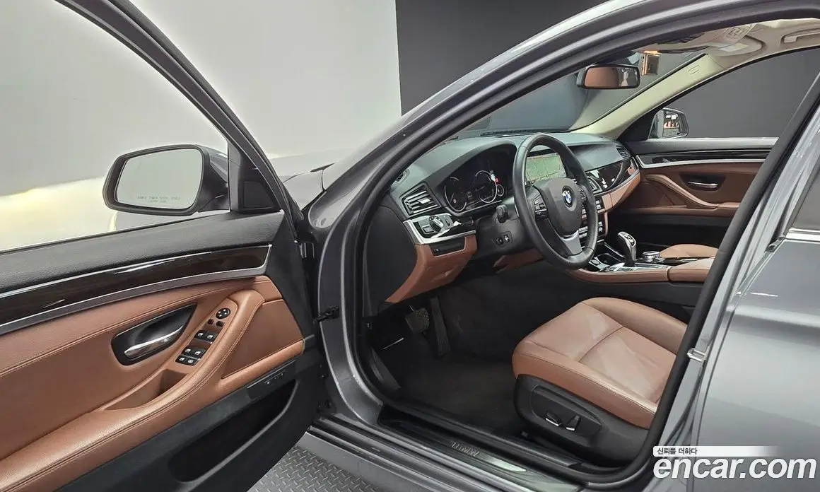 BMW 5 серия 2015 2.0 автомат (гидро), фото 10