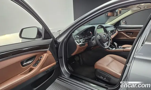 BMW 5 серия 2015 2.0 автомат (гидро), миниатюра 10