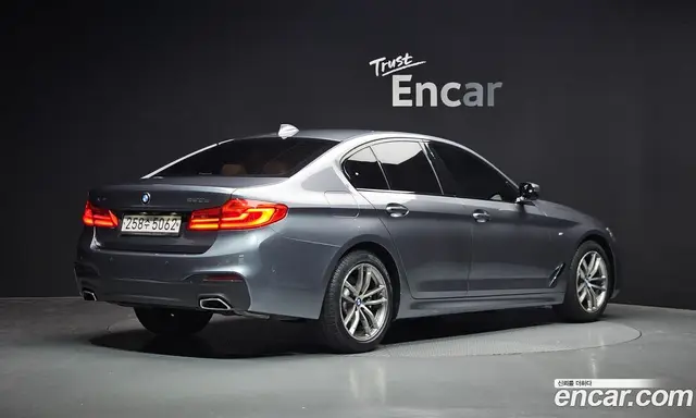 BMW 5 серия 2017 2.0 автомат (гидро), миниатюра 2