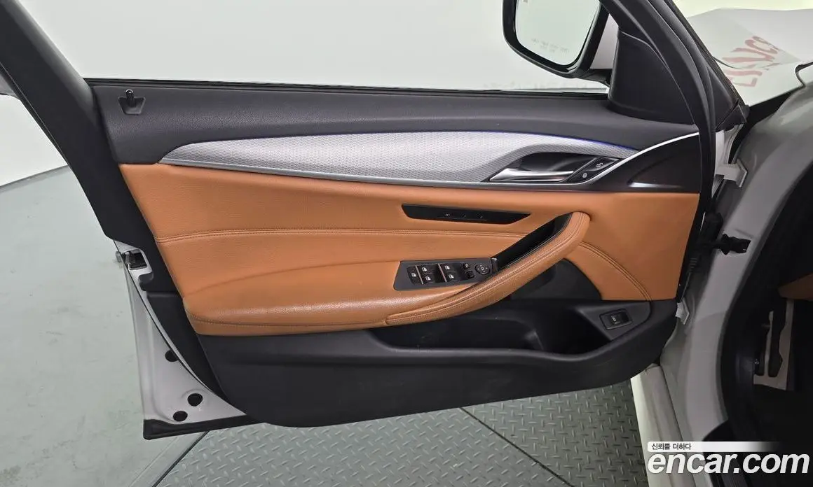 BMW 5 серия 2017 2.0 автомат (гидро), фото 14