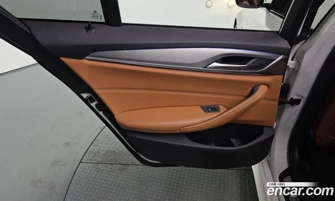 BMW 5 серия 2017 2.0 автомат (гидро), фото 15