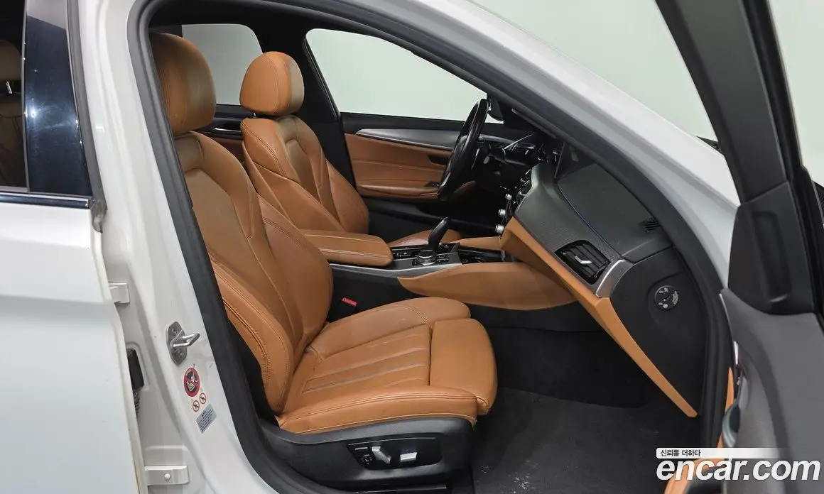 BMW 5 серия 2017 2.0 автомат (гидро), фото 16