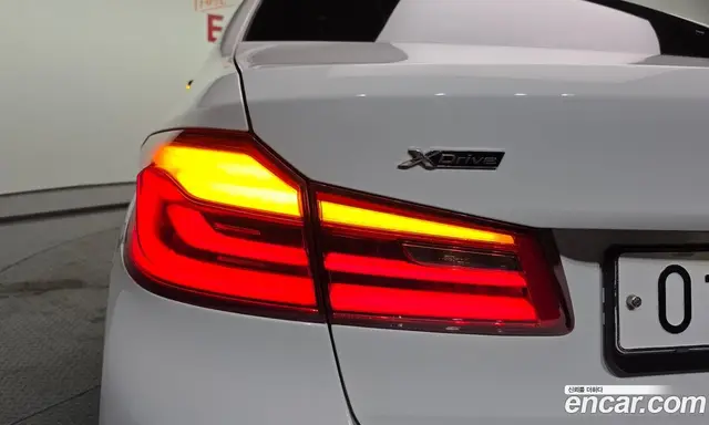 BMW 5 серия 2017 2.0 автомат (гидро), миниатюра 9