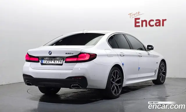 BMW 5 серия 2022 2.0 автомат (гидро), миниатюра 2