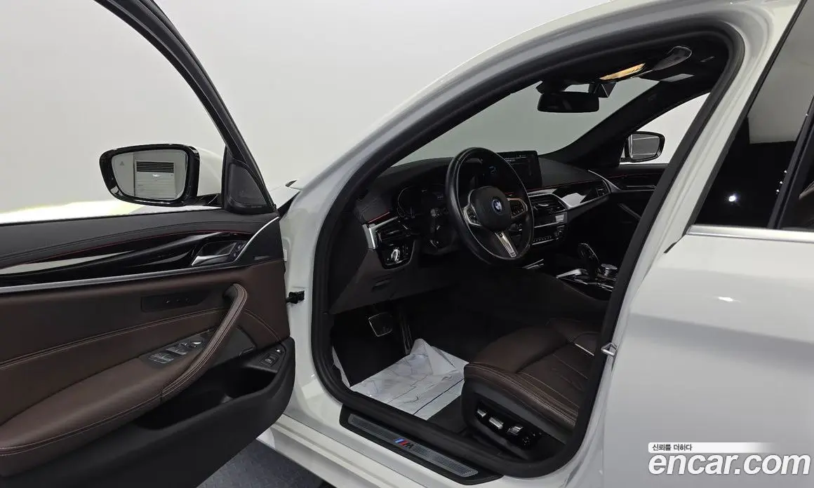 BMW 5 серия 2022 2.0 автомат (гидро), фото 13