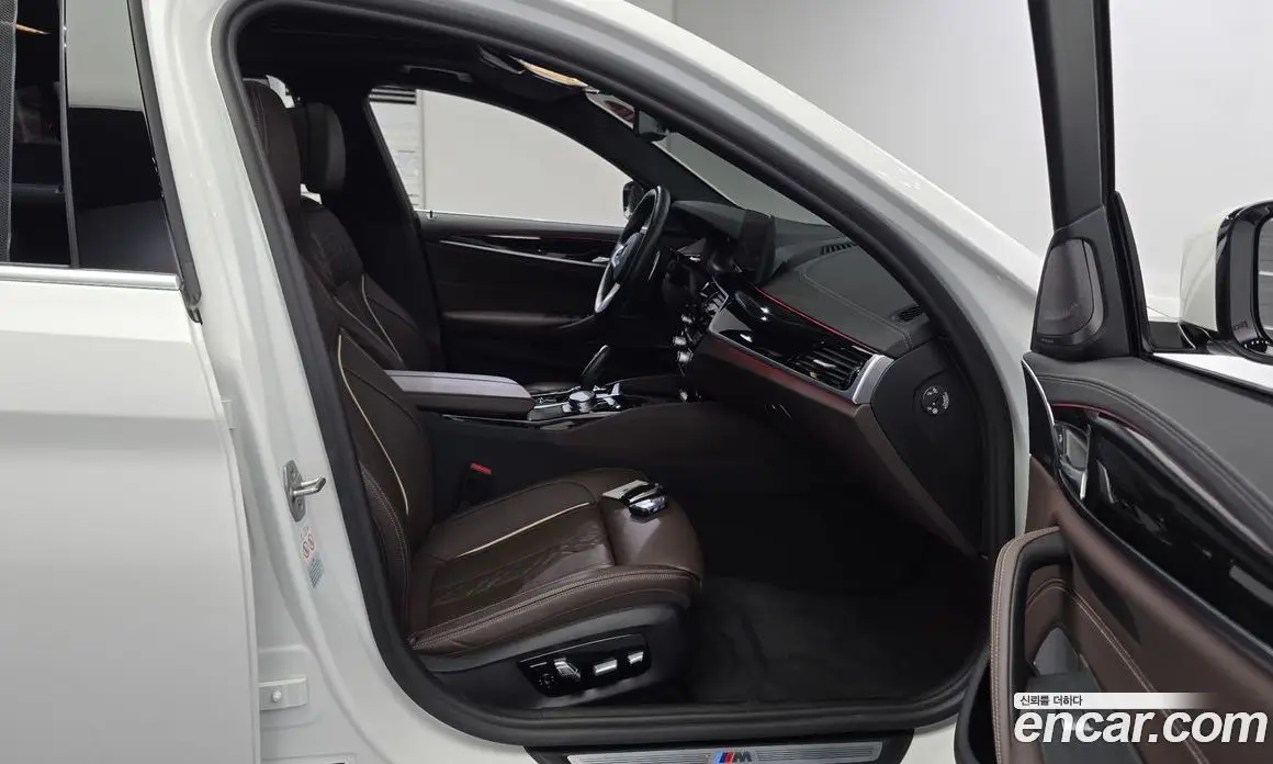 BMW 5 серия 2022 2.0 автомат (гидро), фото 18