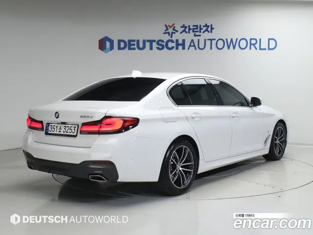 BMW 5 серия 2023 2.0 автомат (гидро), миниатюра 3