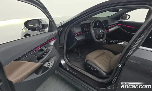 BMW 5 серия 2025 2.0 автомат (гидро), миниатюра 12
