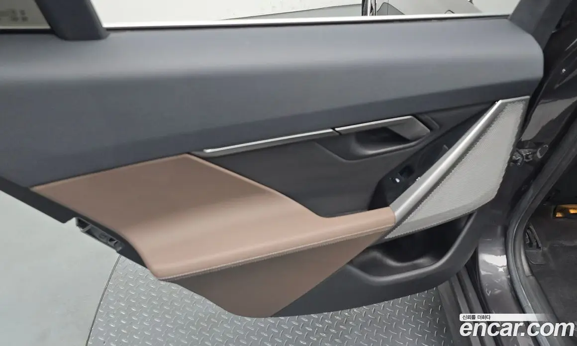 BMW 5 серия 2025 2.0 автомат (гидро), фото 14