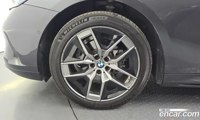 BMW 5 серия 2025 2.0 автомат (гидро), миниатюра 4