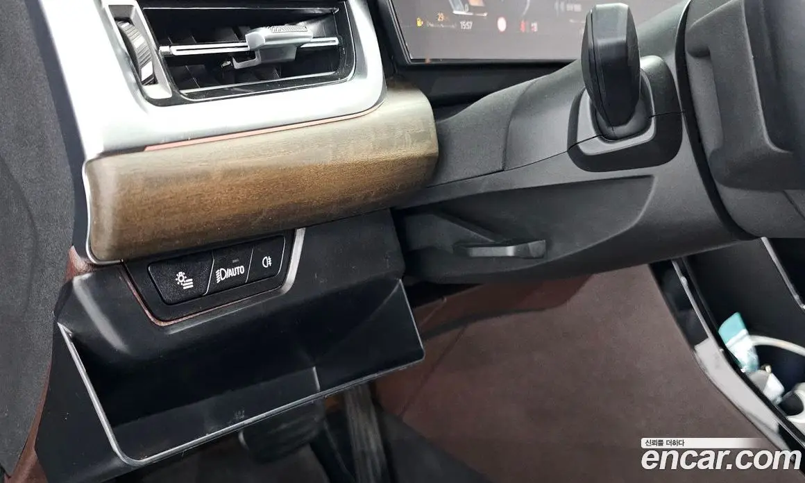 BMW X1 2024 2.0 автомат (гидро), фото 30