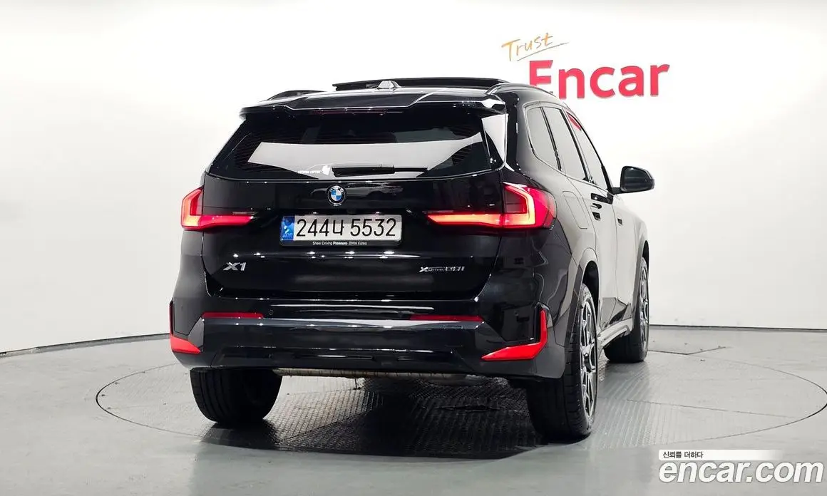 BMW X1 2024 2.0 автомат (гидро), фото 4