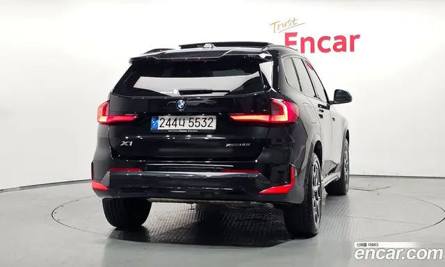 BMW X1 2024 2.0 автомат (гидро), миниатюра 4