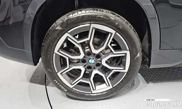 BMW X1 2024 2.0 автомат (гидро), миниатюра 5
