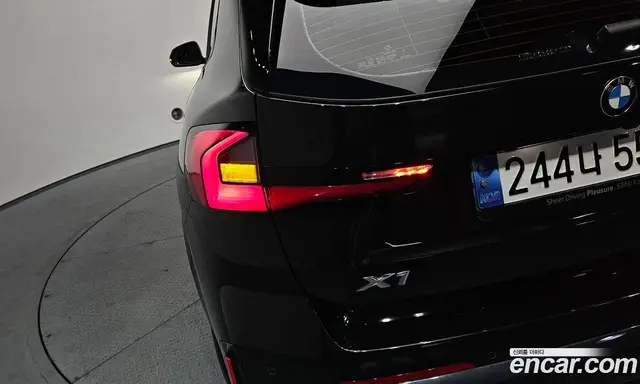 BMW X1 2024 2.0 автомат (гидро), миниатюра 9