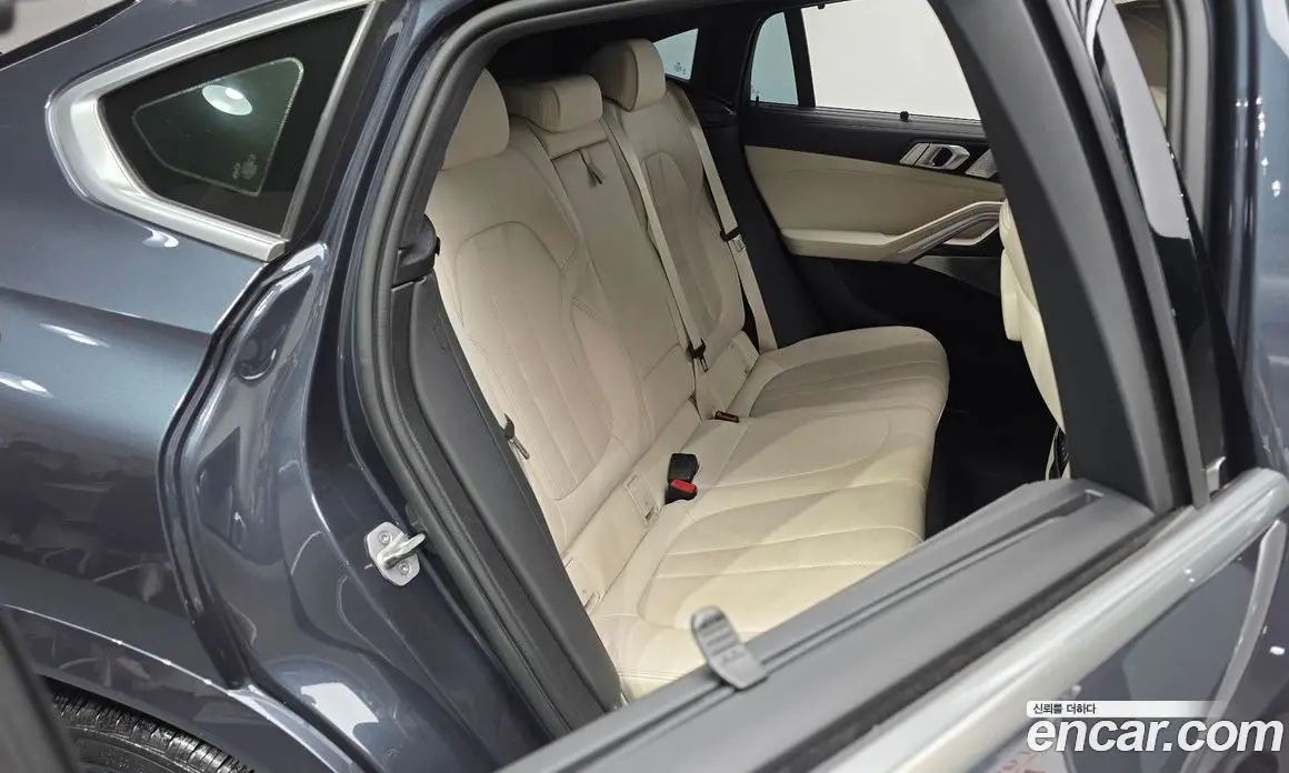 BMW X6 2022 4.4 автомат (гидро), фото 12