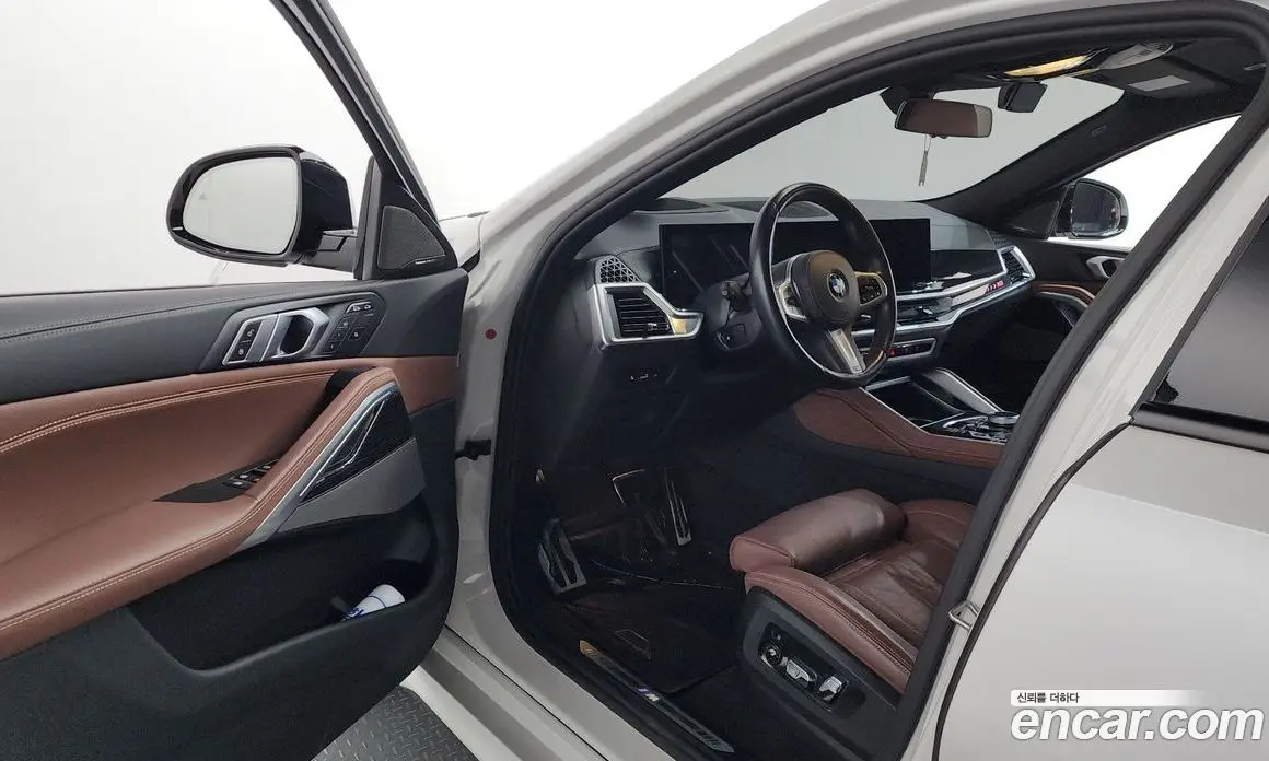 BMW X6 2023 3.0 автомат (гидро), фото 13