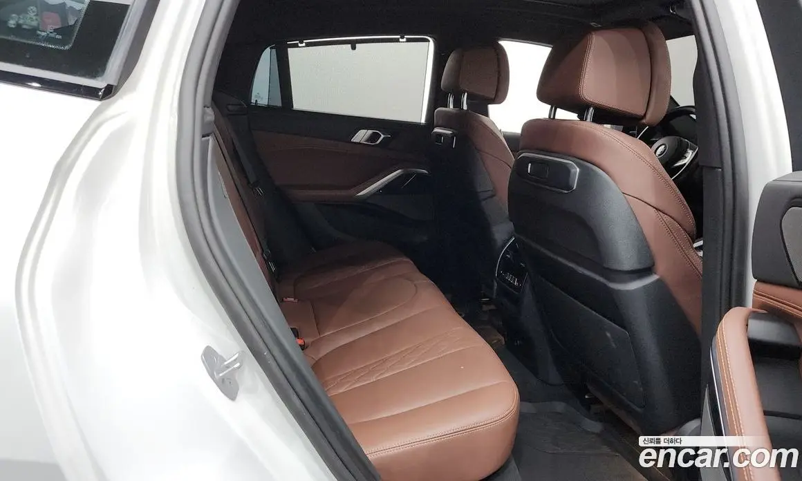 BMW X6 2023 3.0 автомат (гидро), фото 17
