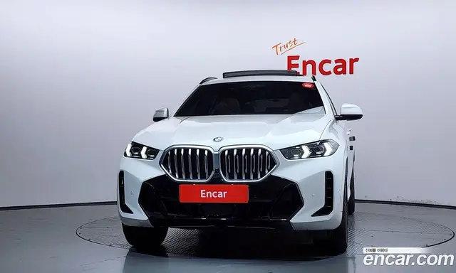 BMW X6 2023 3.0 автомат (гидро), миниатюра 3