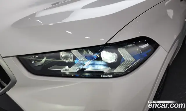 BMW X6 2023 3.0 автомат (гидро), миниатюра 8