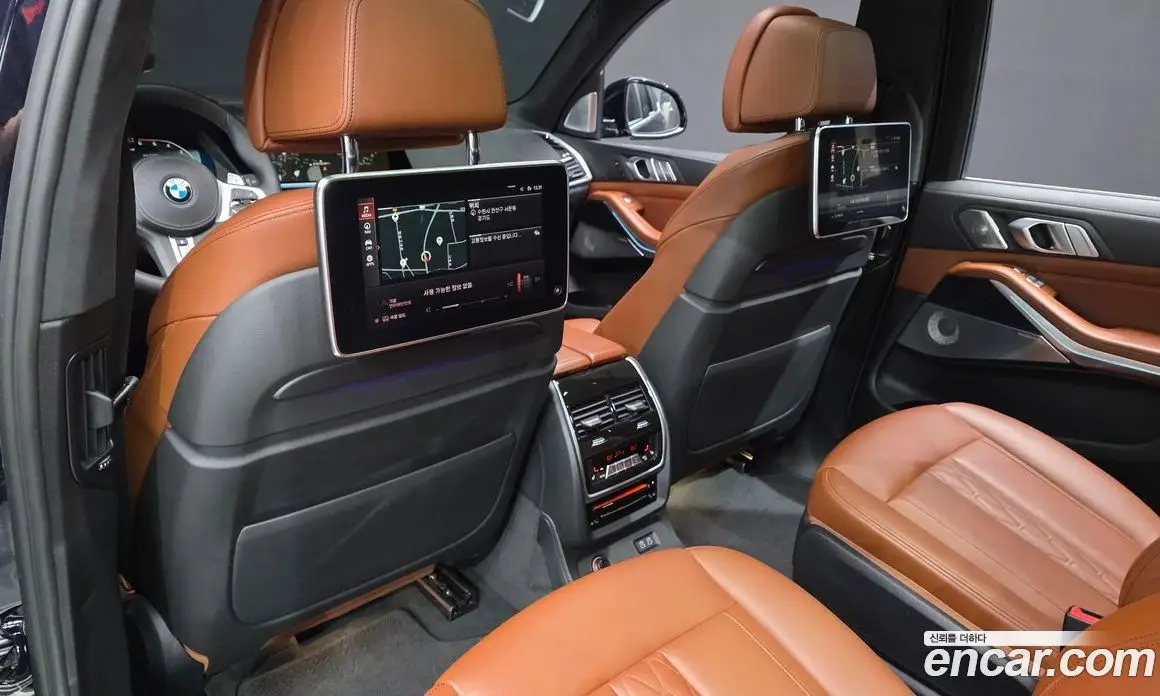 BMW X7 2021 3.0 автомат (гидро), фото 18