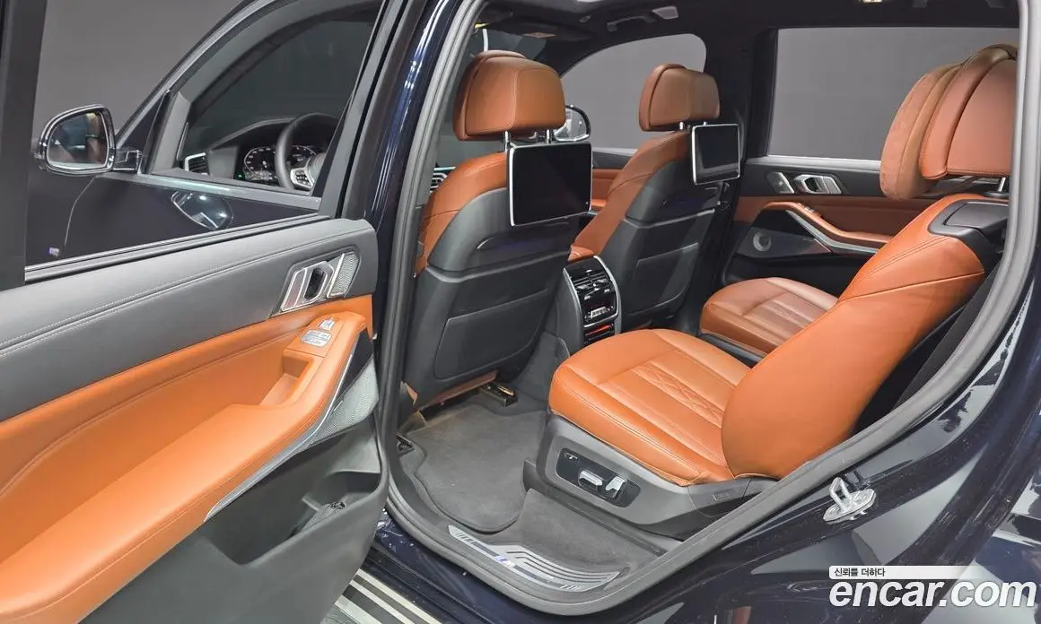BMW X7 2021 3.0 автомат (гидро), фото 19