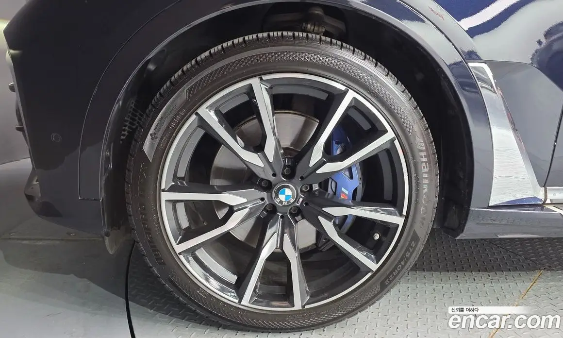 BMW X7 2021 3.0 автомат (гидро), фото 5