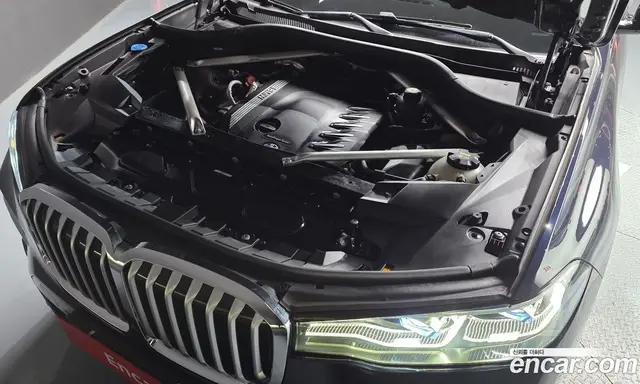 BMW X7 2021 3.0 автомат (гидро), миниатюра 6