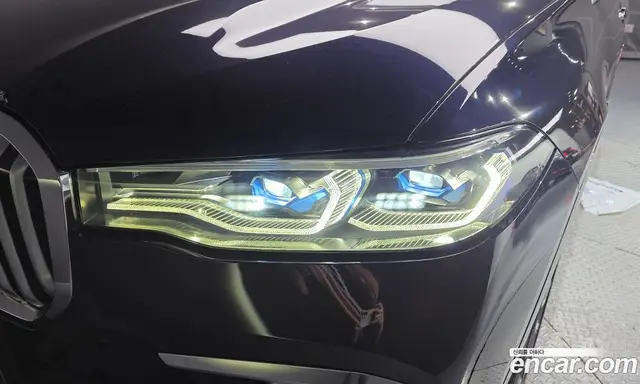 BMW X7 2021 3.0 автомат (гидро), миниатюра 8