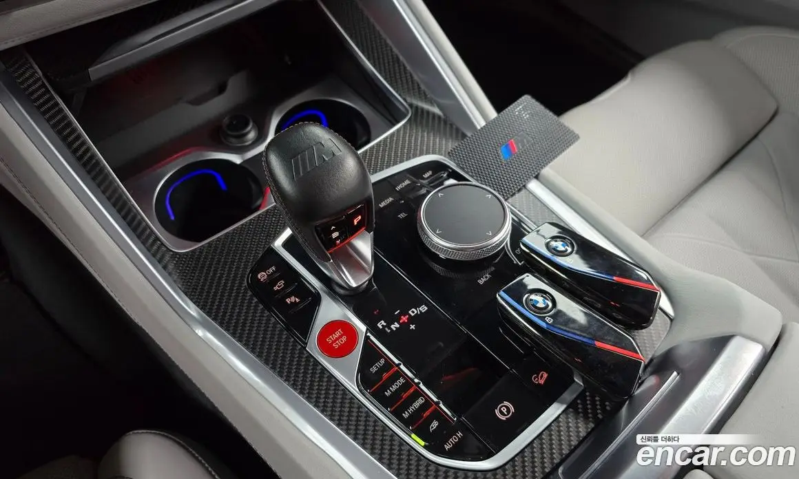 BMW XM 2023 4.4 автомат (гидро), фото 9