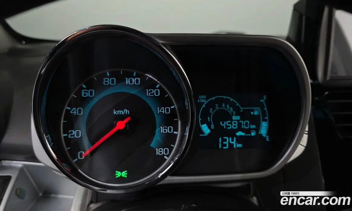 Chevrolet Spark 2014 1.0 автомат (гидро), фото 11