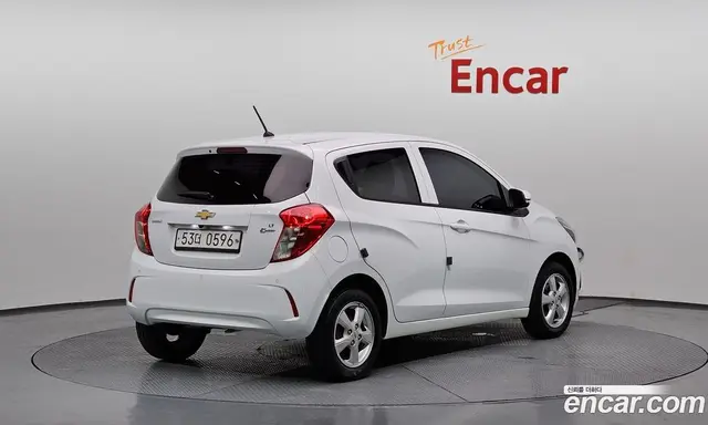 Chevrolet Spark 2016 1.0 автомат (гидро), миниатюра 2
