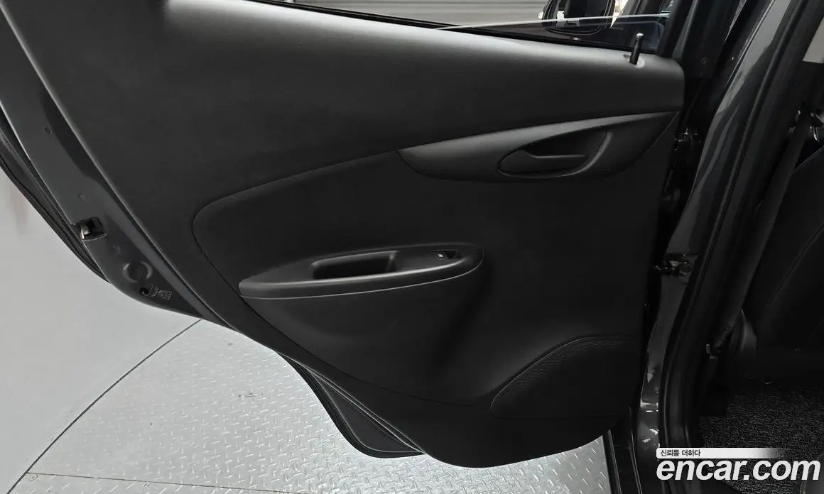 Chevrolet Spark 2016 1.0 автомат (гидро), фото 15